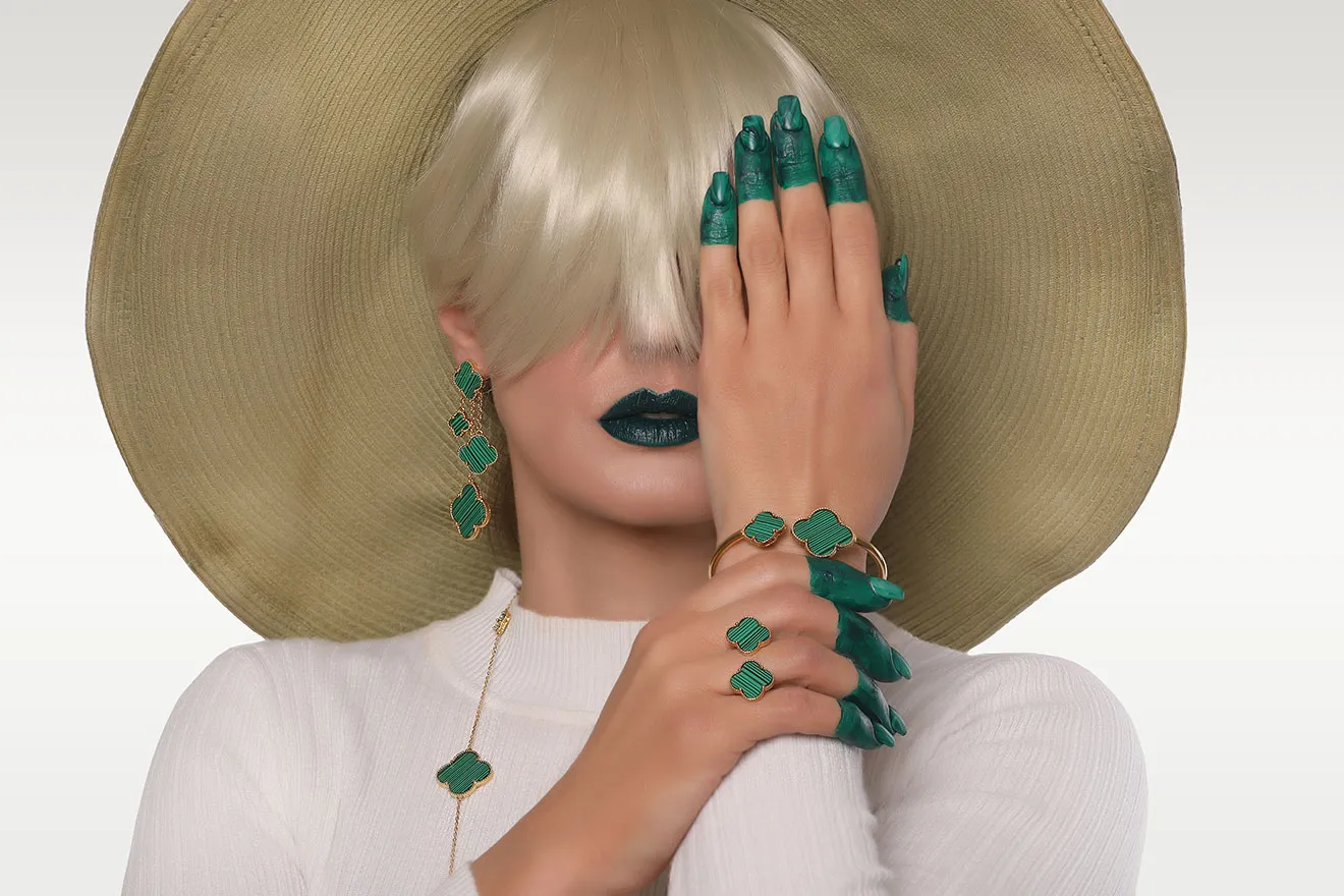 MANIYA DIAMONS & JEWELLERY